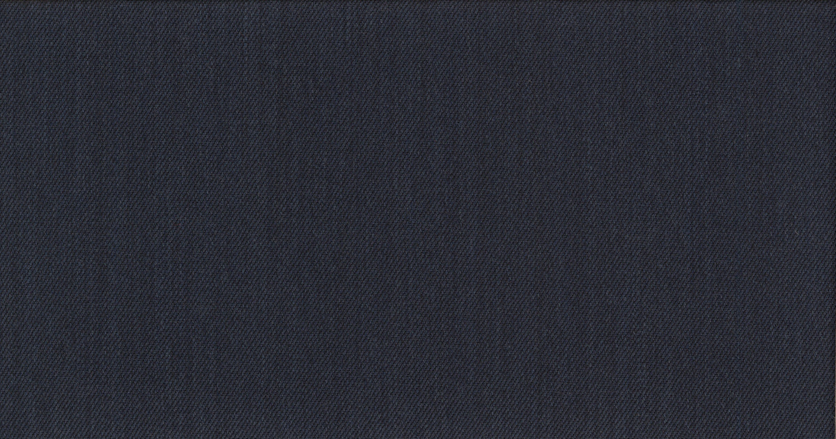 MEDIUM PLAIN ROYAL GABARDINE SUITING