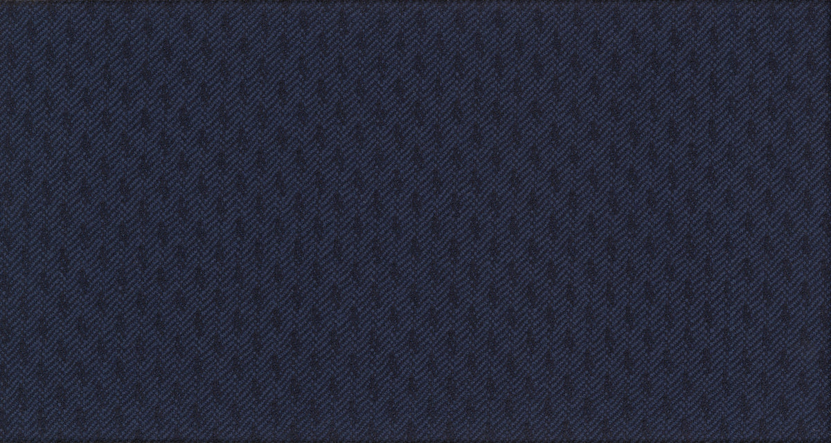 MEDIUM MOTIF TORNADO SUITING