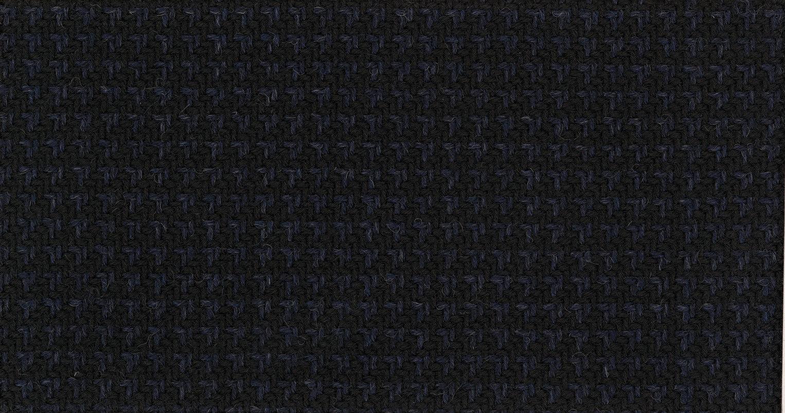 DARK MICRO-DESIGN MISTRAL SUITING